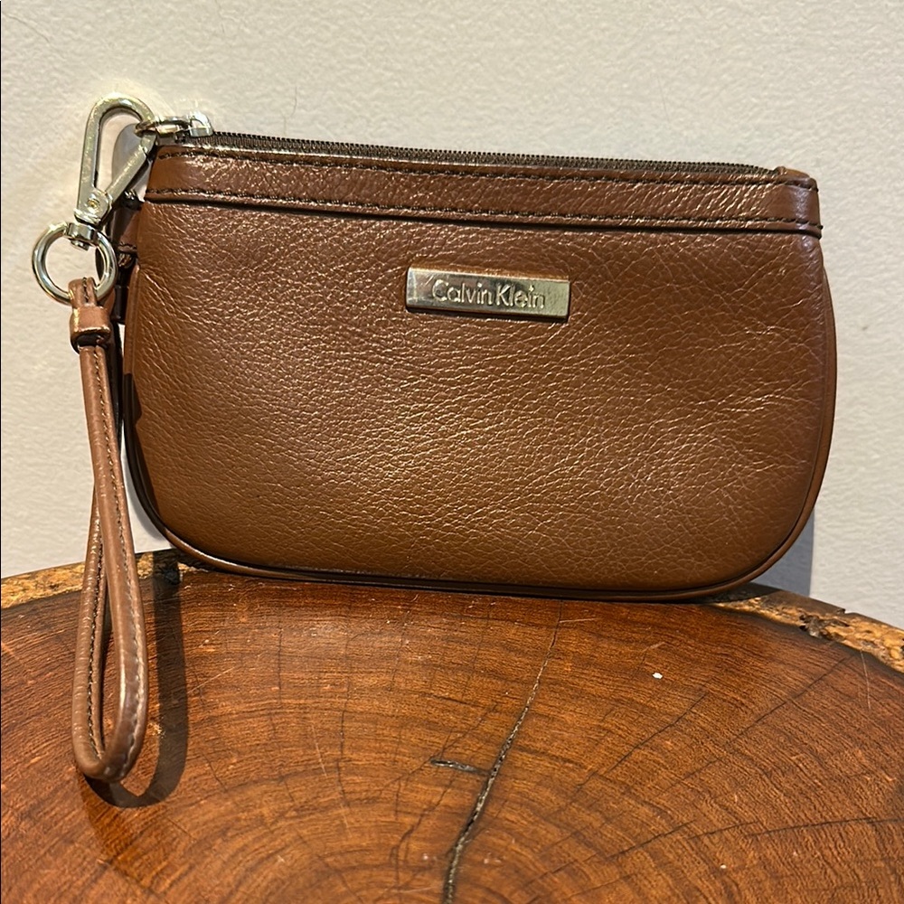 Calvin Klein Brown Faux Leather Clutch Wristlet 7” x 4.5” EUC